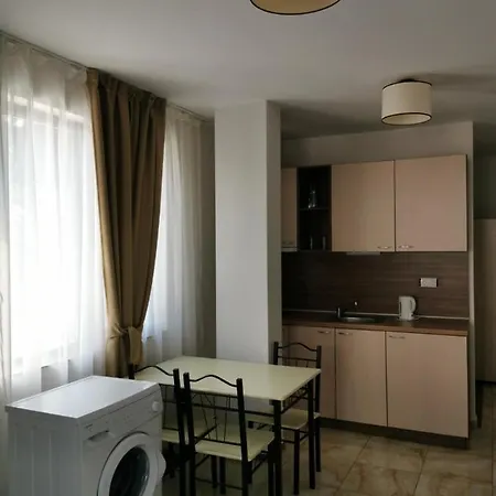 Aparthotel 1 Flowerstrasse Sunny Beach