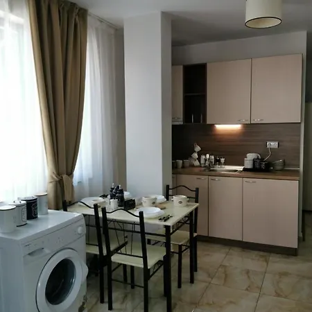 1 Flowerstrasse * Sunny Beach