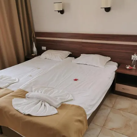1 Flowerstrasse Aparthotel
