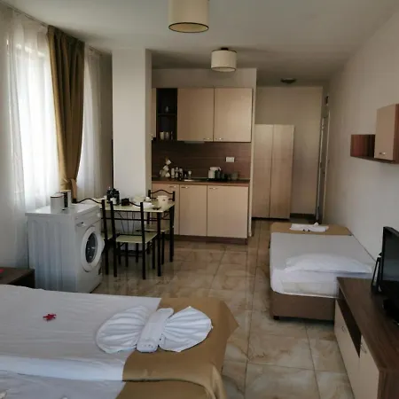 1 Flowerstrasse Aparthotel